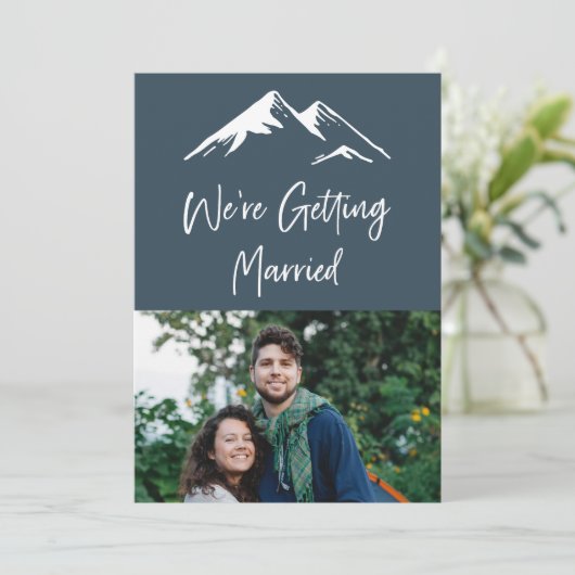 青と白の山の目的地の結婚式 招待状 (スタンド正面)