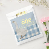 青と白の格子柄のワンガ間抜けース フェイバーバッグ (封をした状態)