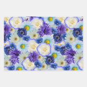 青と白の水玉模様の花のコラージュ ラッピングペーパーシート (正面2)