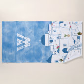 青と白の水色サントリーニギリシャモノグラム ビーチタオル (正面)