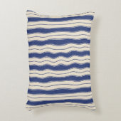 青と白の波ストライプ線 アクセントクッション (正面(垂直))