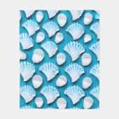青と白の海貝の模様 フリースブランケット (正面)