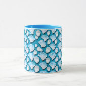 青と白の海貝の模様 マグカップ (中央)