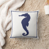 青と白の海馬沿岸航海のビーチThr クッション (ブランケット)