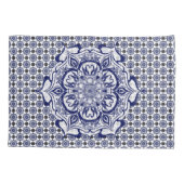 青と白の生き物の曼荼羅 枕カバー (裏面-左)