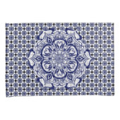 青と白の生き物の曼荼羅 枕カバー (正面右)