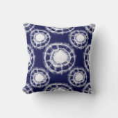 青と白の絞り丸模様 クッション (正面)