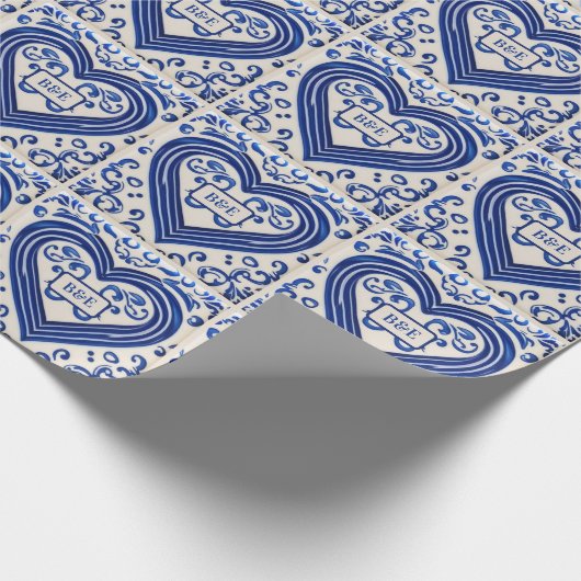 青と白の絵を描タイルの外観 – イニシャルの追加 ラッピングペーパー (角)