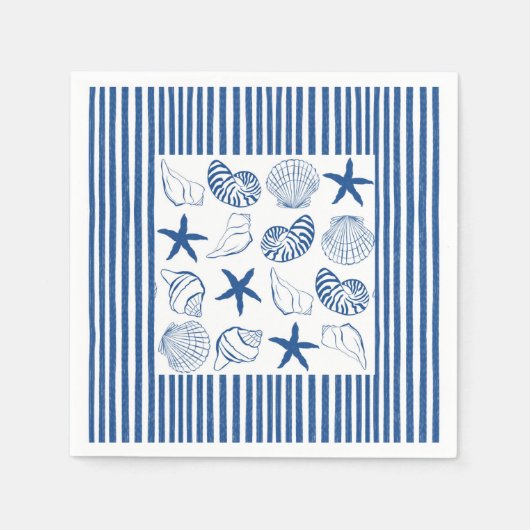 青と白の航海のストライプとシェル スタンダードカクテルナプキン (正面)