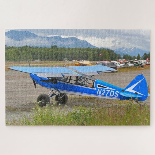 青と白の航空機、レイクフード、アラスカ ジグソーパズル (横)
