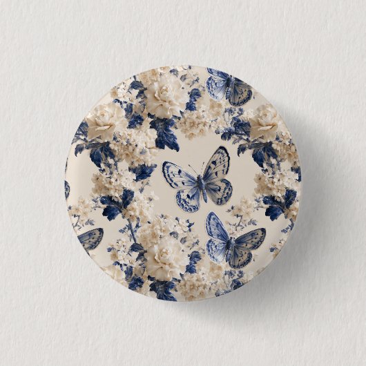 青と白の蝶と花柄 缶バッジ (正面)