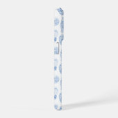 青と白の陶磁器プリント モノグラム 水彩画 iPhoneケース (右側面)