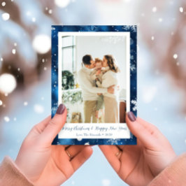 青と白の雪の結晶のクリスマスフォトカード シーズンカード