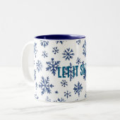 青と白の雪の結晶 クリスマス ツートーンマグカップ (正面左)