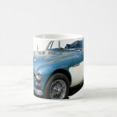 青と白オースティンヒーリー3000スポーツカー コーヒーマグカップ (中央)