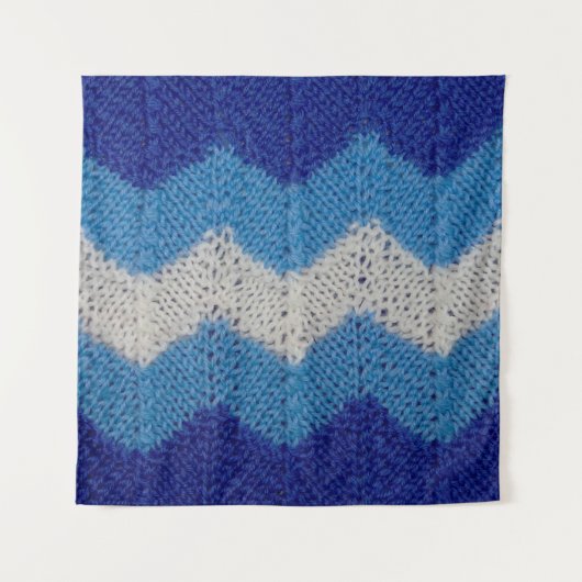 青と白ストライプのの姿 タペストリー (正面)