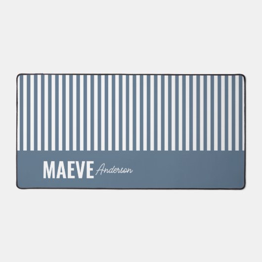 青と白ストライプのパーソナライズされたエレガントモダン デスクマット (正面)
