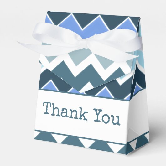 青と白パターン（の模様が）ある フェイバーボックス (正面サイド)