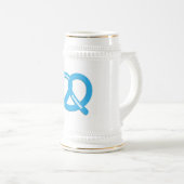 青と白プレッツェルおもしろいブレゼルオクトーバーフェスト ビールジョッキ (正面右)