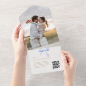 青と白 |トレンディー結婚リボンのOR オールインワン招待状 (貼ってはがせる)