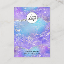 青と紫のフォイルロゴのネックレスブレスレットディスプレイ