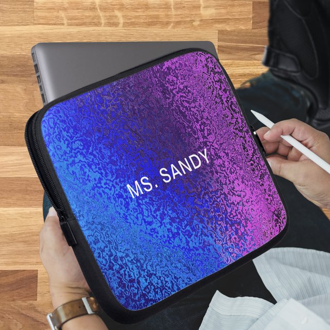 青と紫の光沢のあるシェード抽象芸術名の追加 ラップトップスリーブ (Blue and Purple Shiny Shades Abstract Add Name Laptop Sleeve)