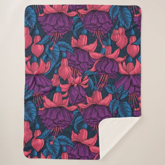 青と紫の明るい赤紫色 シェルパブランケット (正面)