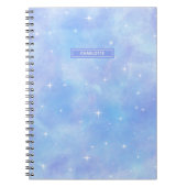 青と紫の星と雲が可愛パーソナライズされた ノートブック (正面)