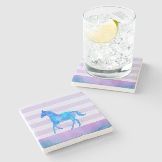 青と紫の水色の野生の馬 ストーンコースター (横)