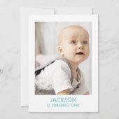 青と緑のキュートな写真恐竜テーマの誕生日 招待状 (裏面)