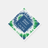 青と緑の絞り染めスパイラルパーソナライズされたパーティー スタンダードカクテルナプキン (角)