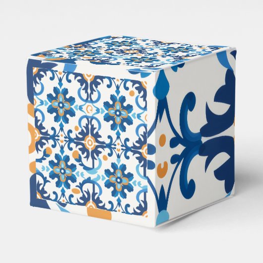 青と茶色の格子模様ギフトボックス フェイバーボックス (正面サイド)