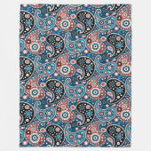 青と赤の伝統的ペイズリープリントパターン フリースブランケット (正面)