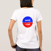 青と赤の円の上の名前と年 Tシャツ (裏面)