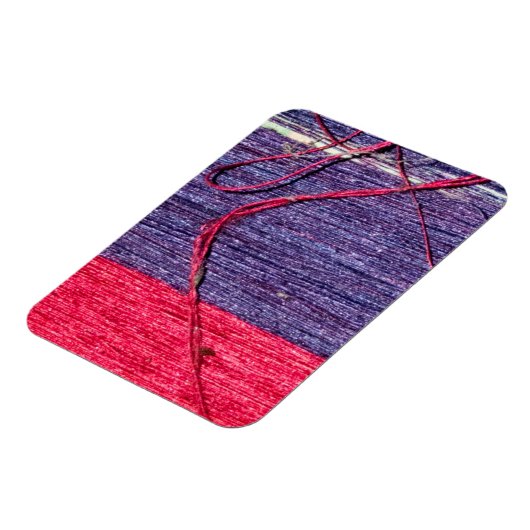 青と赤の手作りタイ・シルク マグネット (左側)