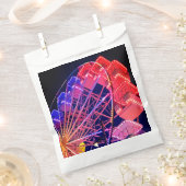 青と赤の観覧車 フェイバーバッグ (クリップ留めされた状態)