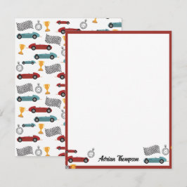 青と赤の速いレトロなヴィンテージ レースカー 子供 ノートカード