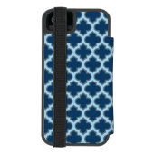 青と赤の青のトレリス、ラティス、クローバー INCIPIO iPhoneウォレットケース (フォリオ裏面)