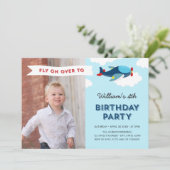 青と赤の飛行機の写真の誕生日パーティー 招待状 (スタンド正面)