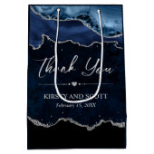 青と銀のフェイクグリッターアゲ結婚ート ミディアムペーパーバッグ (裏面)