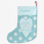 青と雪片の写真と名前のベビー最初 スモールクリスマスストッキング (裏面)