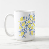 青と黄色のさわやかなレモンつる コーヒーマグカップ (左)