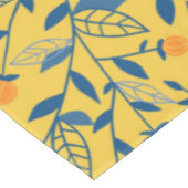 青と黄色のドードルの花 テーブルクロス (アングル)