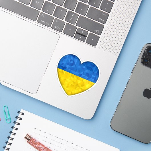 青と黄色のハート、ウクライナ国旗の色 シール (ノートパソコンとiPhone)