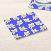 青と黄色のフランジパニ柄 スクエアペーパーコースター (アングル)