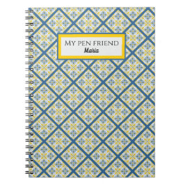 青と黄色のポルかわいらしガルのタイル模様 ノートブック