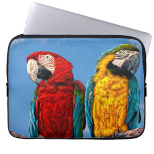 青と黄色のマカオと緋色のマカオ ラップトップスリーブ