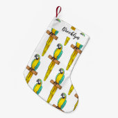 青と黄色のマカオの鳥の漫画イラストレーション スモールクリスマスストッキング (正面 (吊り時))