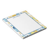 青と黄色のマリゴールドのパタパーソナライズされたーン ノートパッド (アングル)