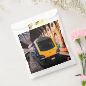 青と黄色の列車（ニューヨーク） フェイバーバッグ (封をした状態)